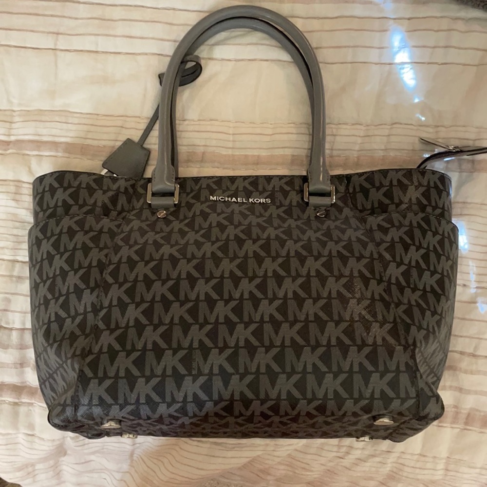 Micheal Kors Tote